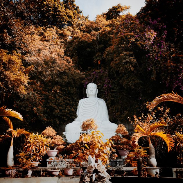 the big statue at the Marble Mountains