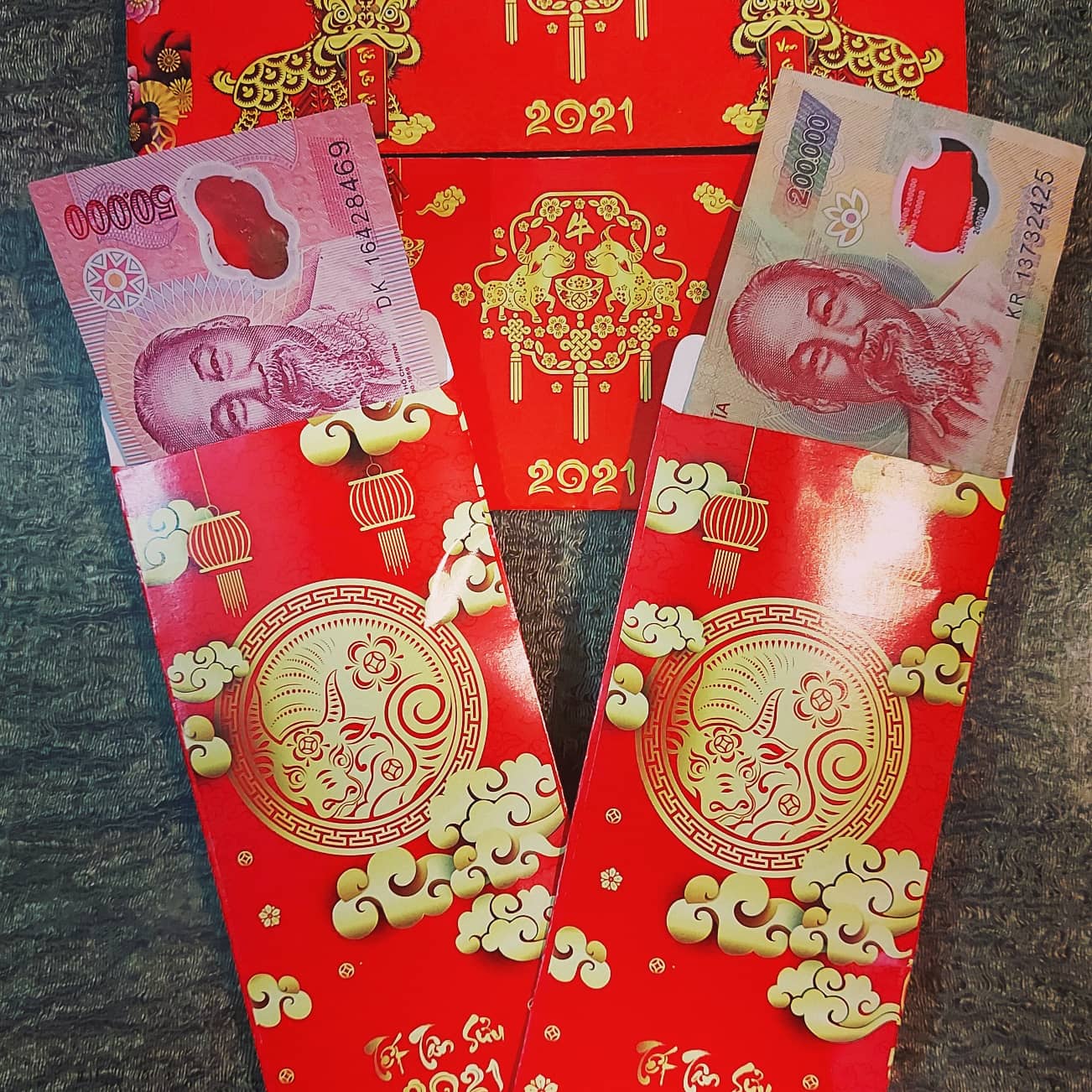 Red Li Xi envelopes with gold lettering for Tet Lunar New Yea