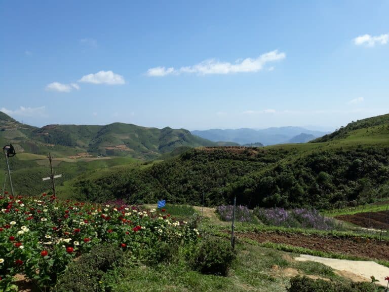 view from the Pha Din pass
