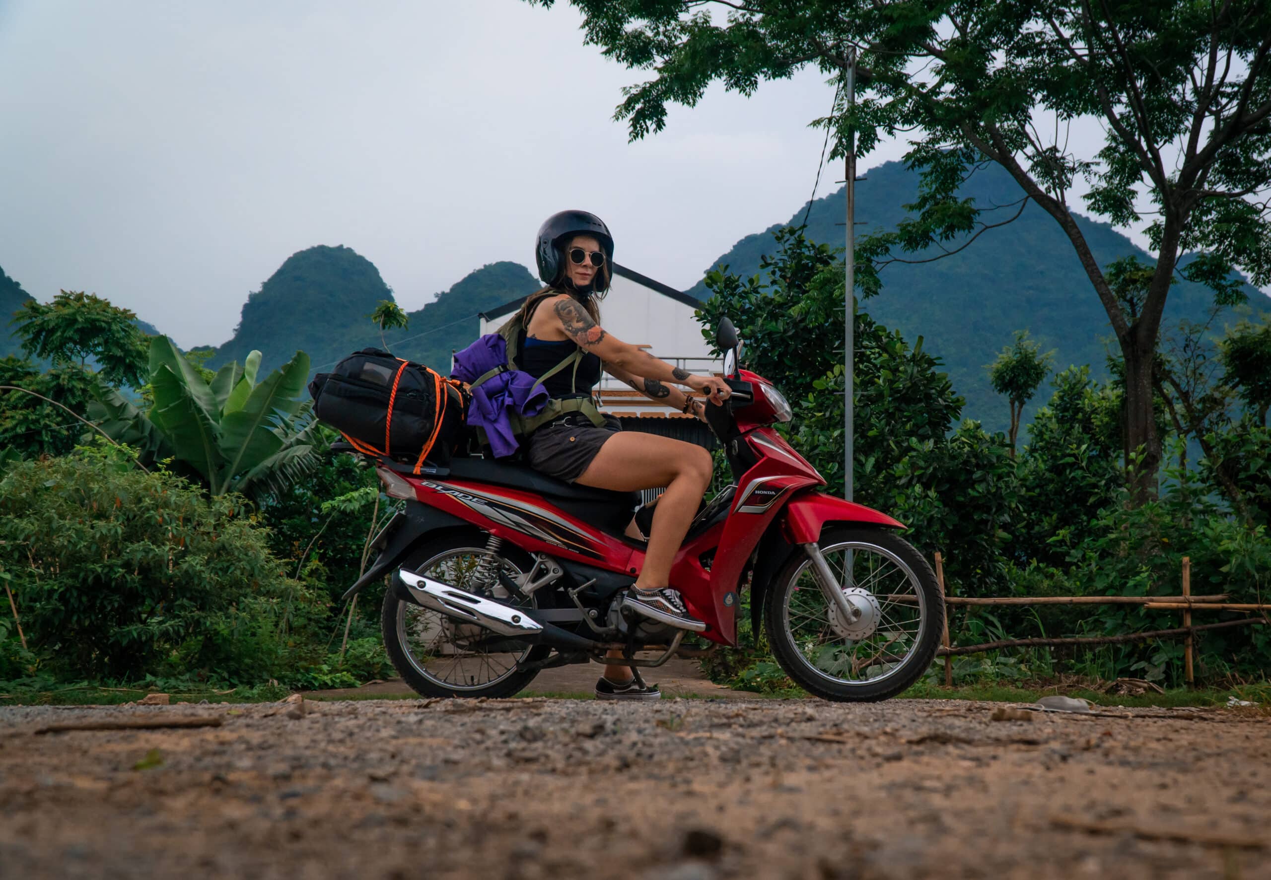 Patrycja on a Honda Blade in Bac Son, Lang Son
