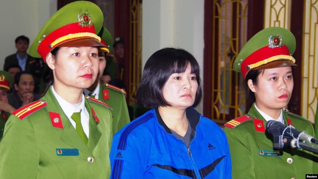 Vietnamese prisoner in dock