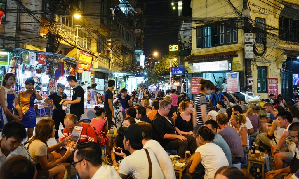 Hanoi Bia Hoi Corner