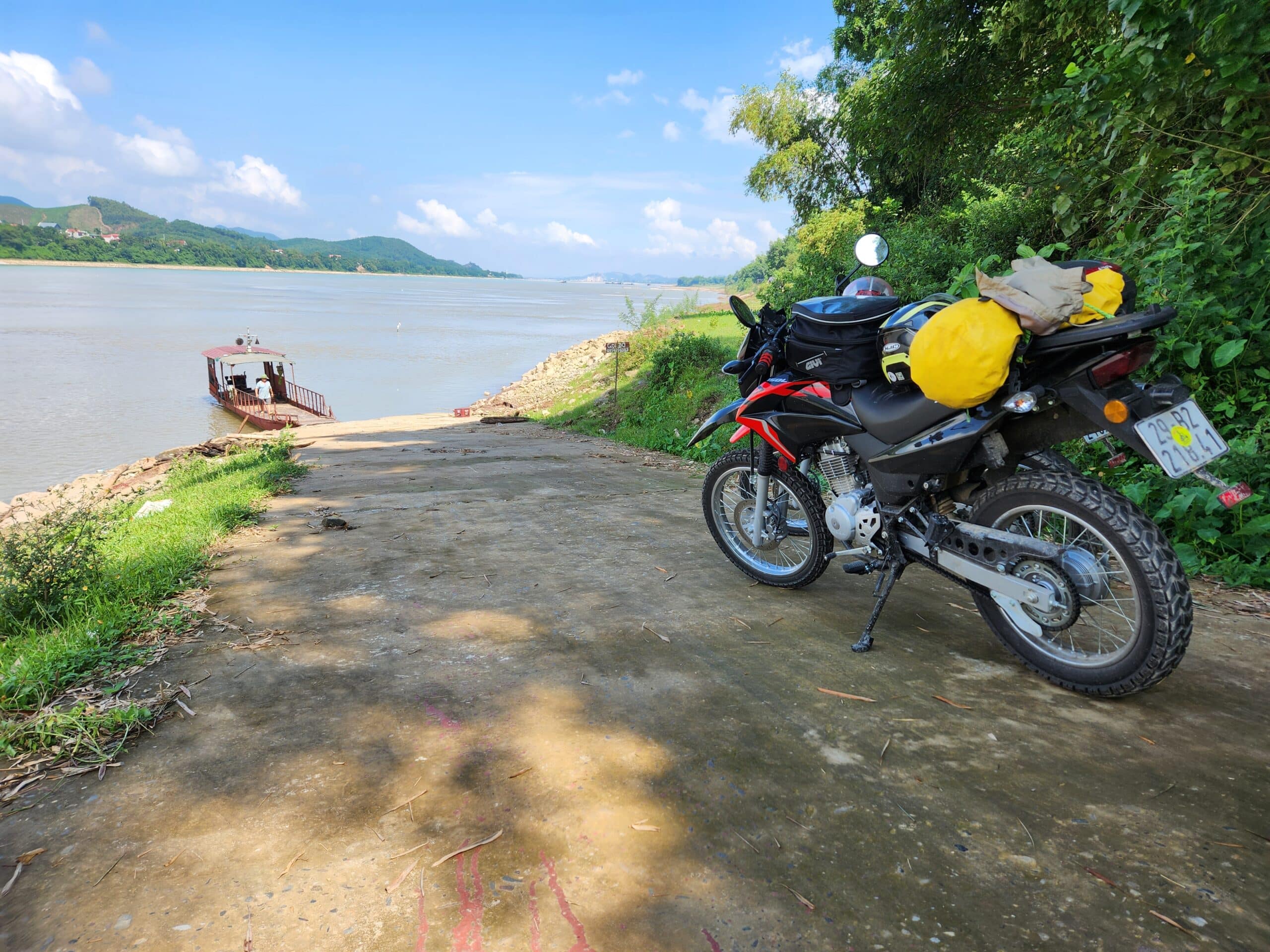 Waiting for the ferry man at the Black River Crossing