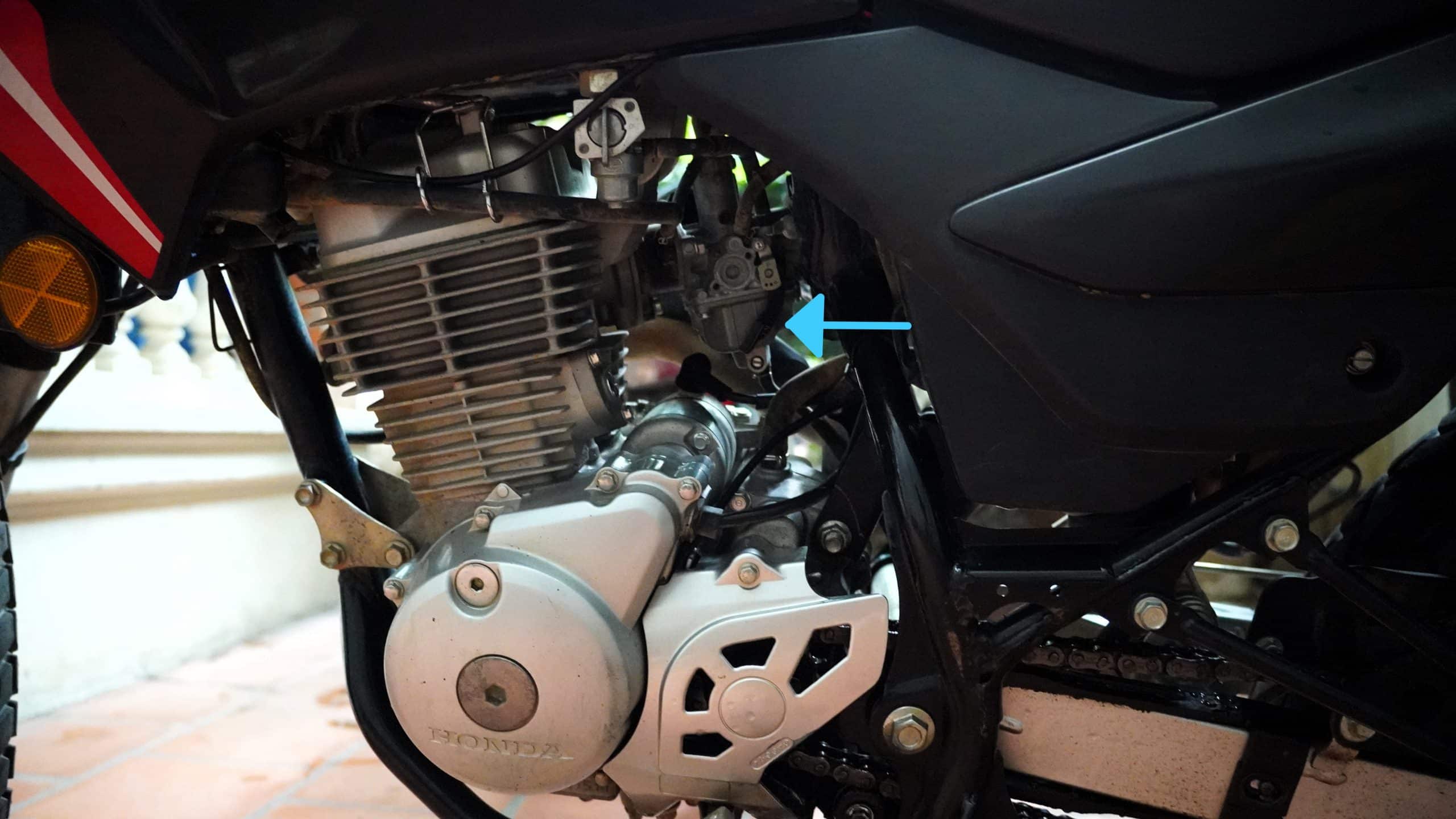Honda XR150 Choke Lever location