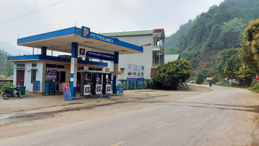 a petrol station in Na Phuc, Bac Kan_