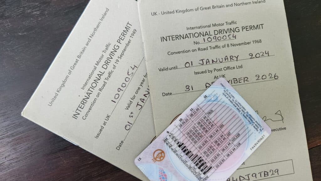 UK driving license with 1949 and 1968 IDP