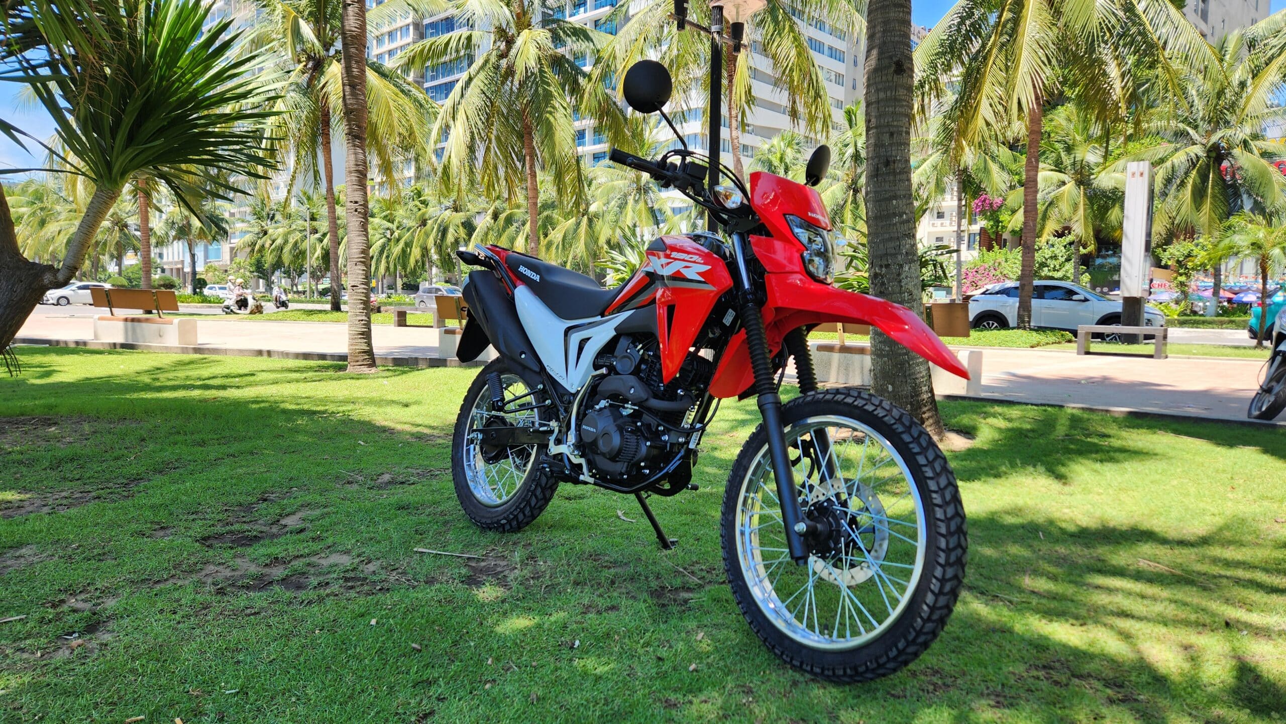 Honda XR190L in Danang Rentabike Vietnam