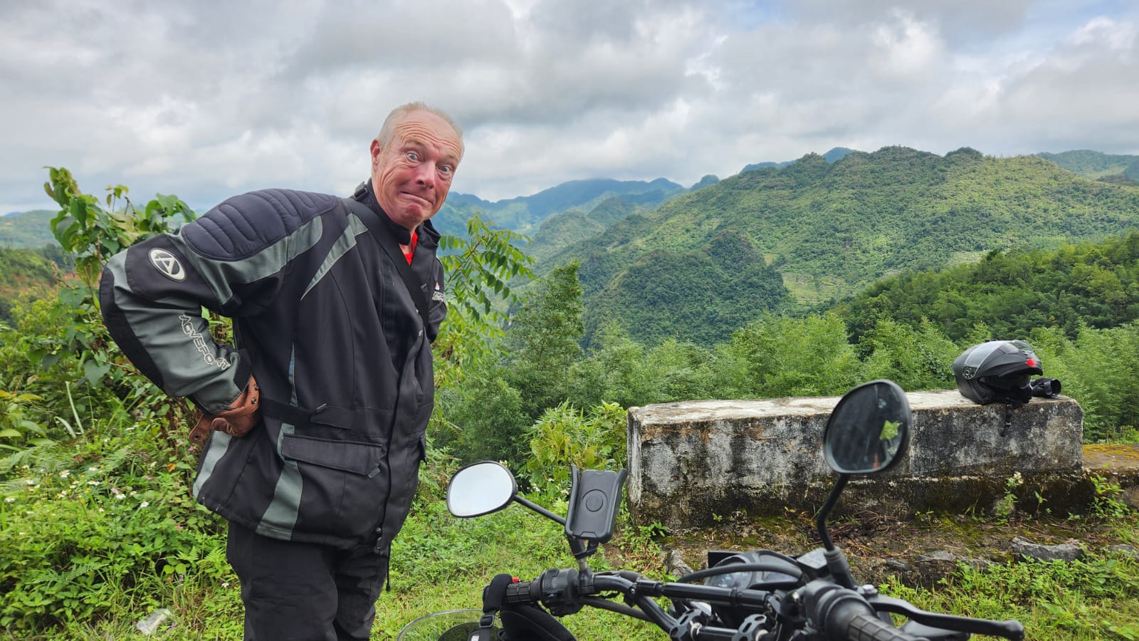 Dave is lost on route to Ba Be Lake National Park