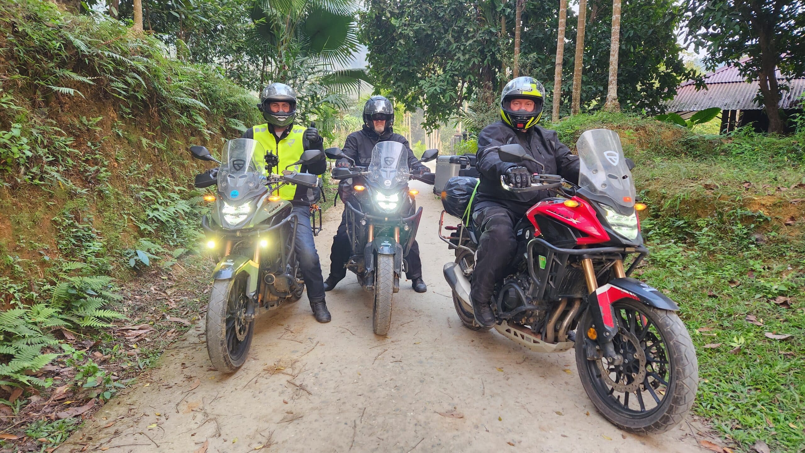 3 riders on cb500x for the 7 day due north tour