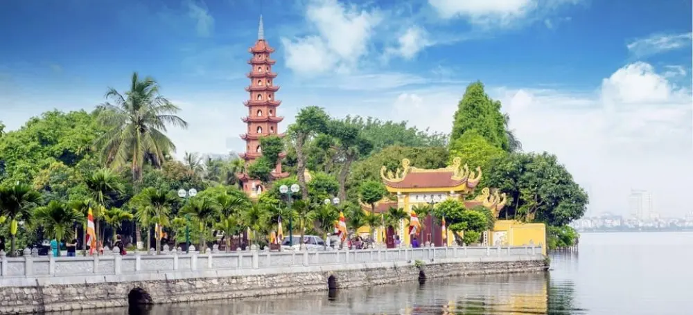 hanoi-city-sightseeing-motorbike-tour pagoda in vietnam