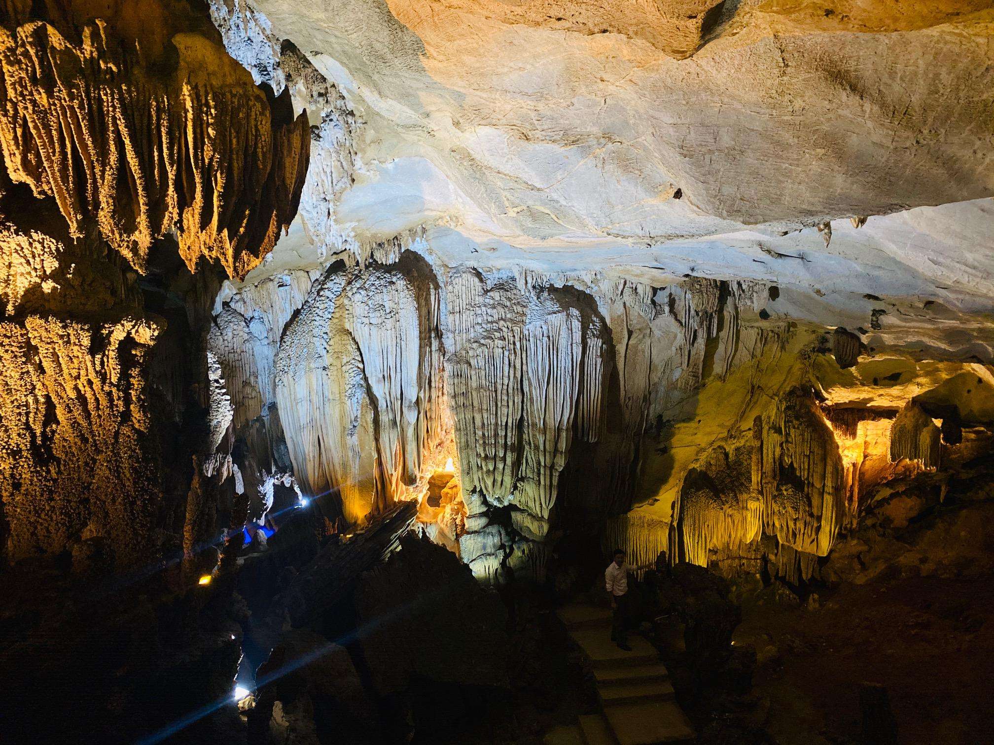 tham-luong-cave-ha-giang
